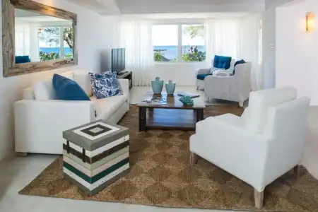 Seapoint Boutique - 121