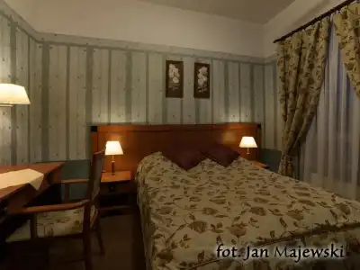 Majewski & SPA - 62