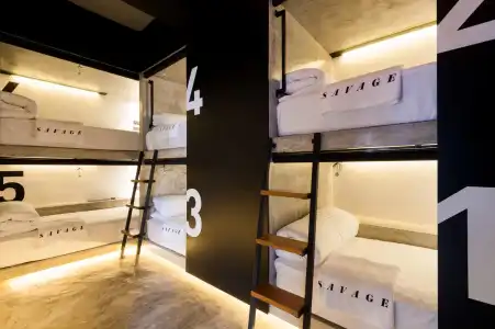 Savage Hostel - 17