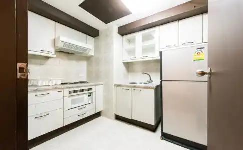 Omni Tower Sukhumvit Nana by Compass Hospitality - 38