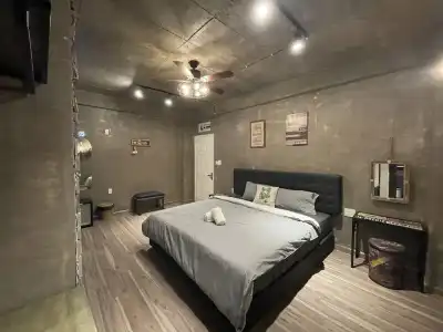 Lucas Inn - 33