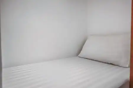 Sleep Box Hostel Suratthani - 2