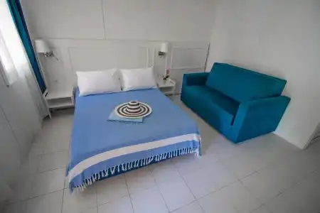 Blue & White - 27