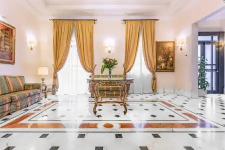 Raeli Noto - 20