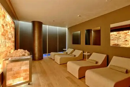 Maritim Plaza Tirana - 3