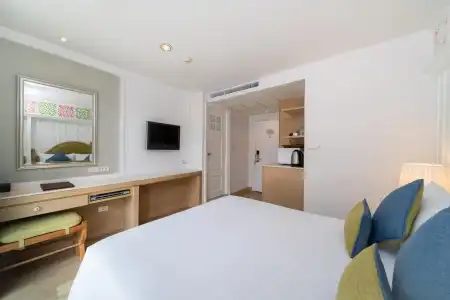 La Petite Salil Sukhumvit 8 - 35