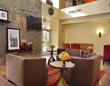 Hampton Inn & Suites Phoenix/Scottsdale - 1