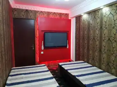 Status House - 1