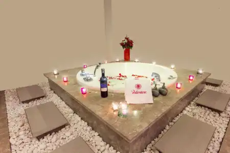 Valentine - 33