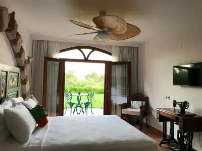 Villa Taraça Alaçatı Romantik Otel - 2