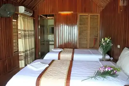 Monkey Island Resort - 77
