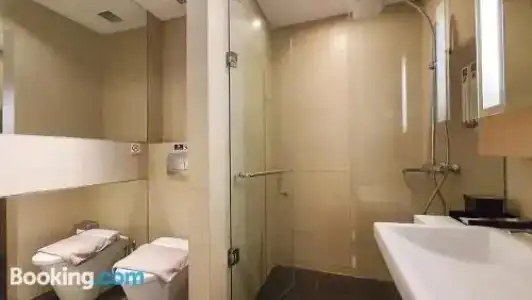 Ra Premiere Simatupang - 40