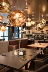 PLAZA Premium - 49
