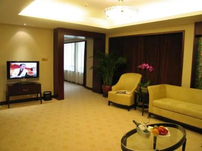 Huaan International - 62