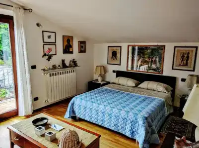 Sally's B&B - 37