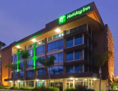 DoubleTree by Hilton San Diego Bayside - 0