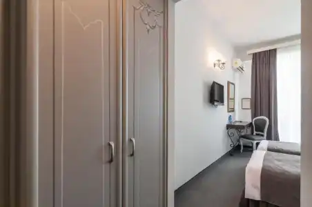 Prestige Palace - 22