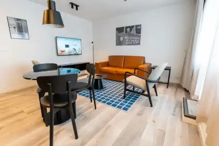 Hlemmur Suites - 12