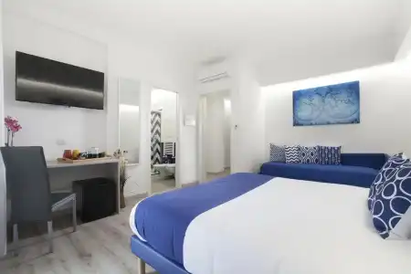 Sirocco Suites - 20