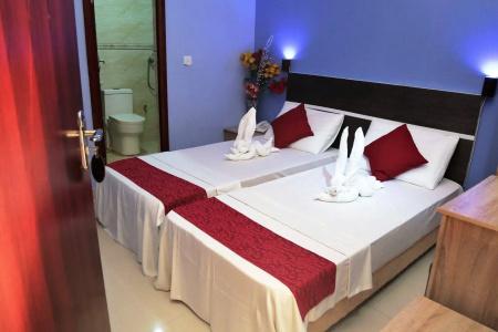 Elite Beach Inn - 7