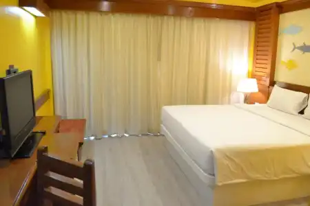 Baumanburi Patong - 1