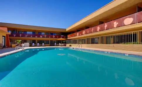 Royal Sun & Suites - 17