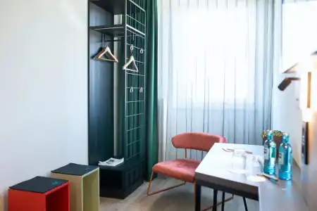 ACHAT Stuttgart Zuffenhausen - 35