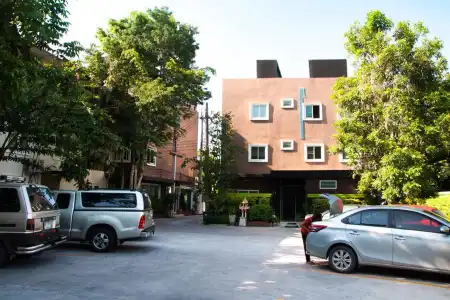 Pova Residence and Boutiques Resort - 8