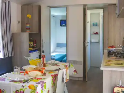 Balatontourist Füred Kemping&Üdülőfalu - 5