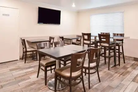 Best Western Airport Plaza – LAX Airport LA Stadium - 25
