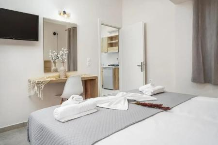 2-bed Apartment With Pool - 48