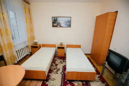 Uyut - 1
