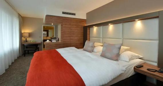 Best Western Plus Delta Park - 75