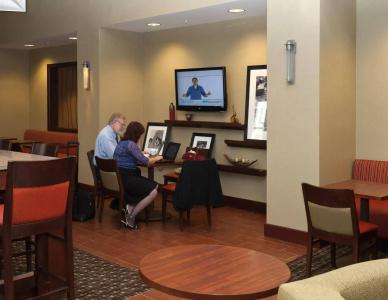 Hampton Inn & Suites Winston-Salem/University Area, NC - 22