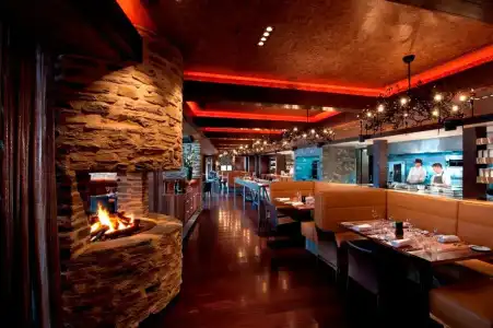 DoubleTree by Hilton Queenstown - 25