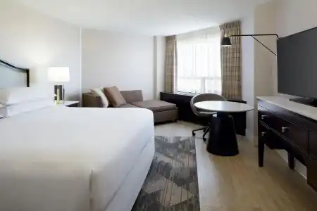 Sheraton Montreal Airport - 24