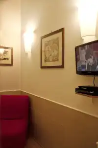 San Peter Rome B&B - 81
