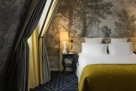 Pavillon de la Reine & Spa, Place des Vosges - 1