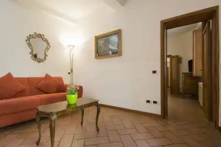 Regis Condo - 51