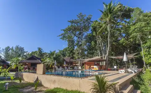Lanta Pearl Beach Resort - 30