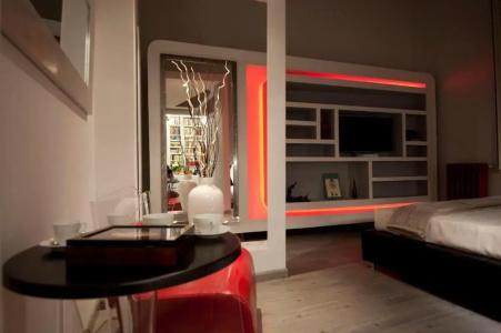 Luxury on the River - 103