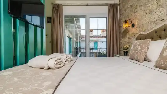 Avlu Alacati Butik Otel - 40
