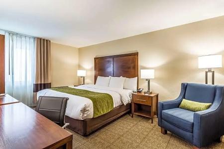 Comfort Inn & Suites Albuquerque Downtown - 66