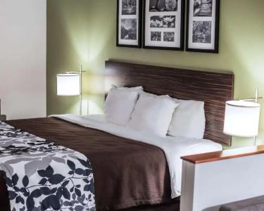 Garner Topeka West, by IHG - 33