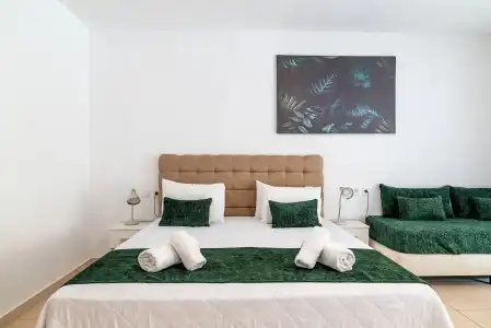 Bamboo Suites Adults Only - 90
