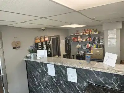 Budgetel Inn & Suites - 14