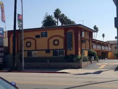 Economy Inn Hollywood - 10