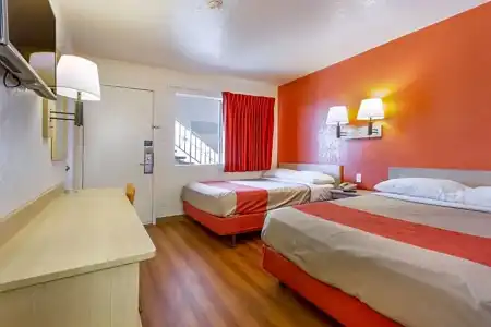Motel 6 Phoenix North - Bell Road - 42