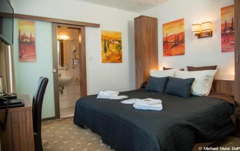 Und Restaurant Löwenbräu Köln - 119