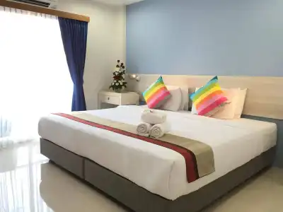 Chic n Chill Bed & Breakfast - 1